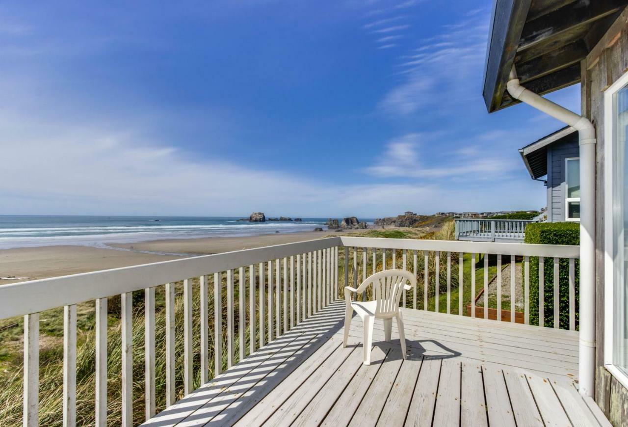 Spindrift Oceanfront Home Бандън Екстериор снимка