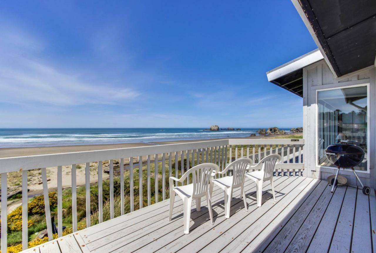 Spindrift Oceanfront Home Бандън Екстериор снимка